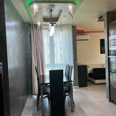Two Bedroom In Pollo Complex In Sunny
